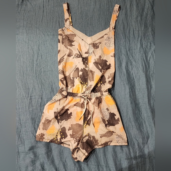 Lululemon runsie / romper - Picture 7 of 9